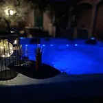 Jacuzzi Apartman Marin *